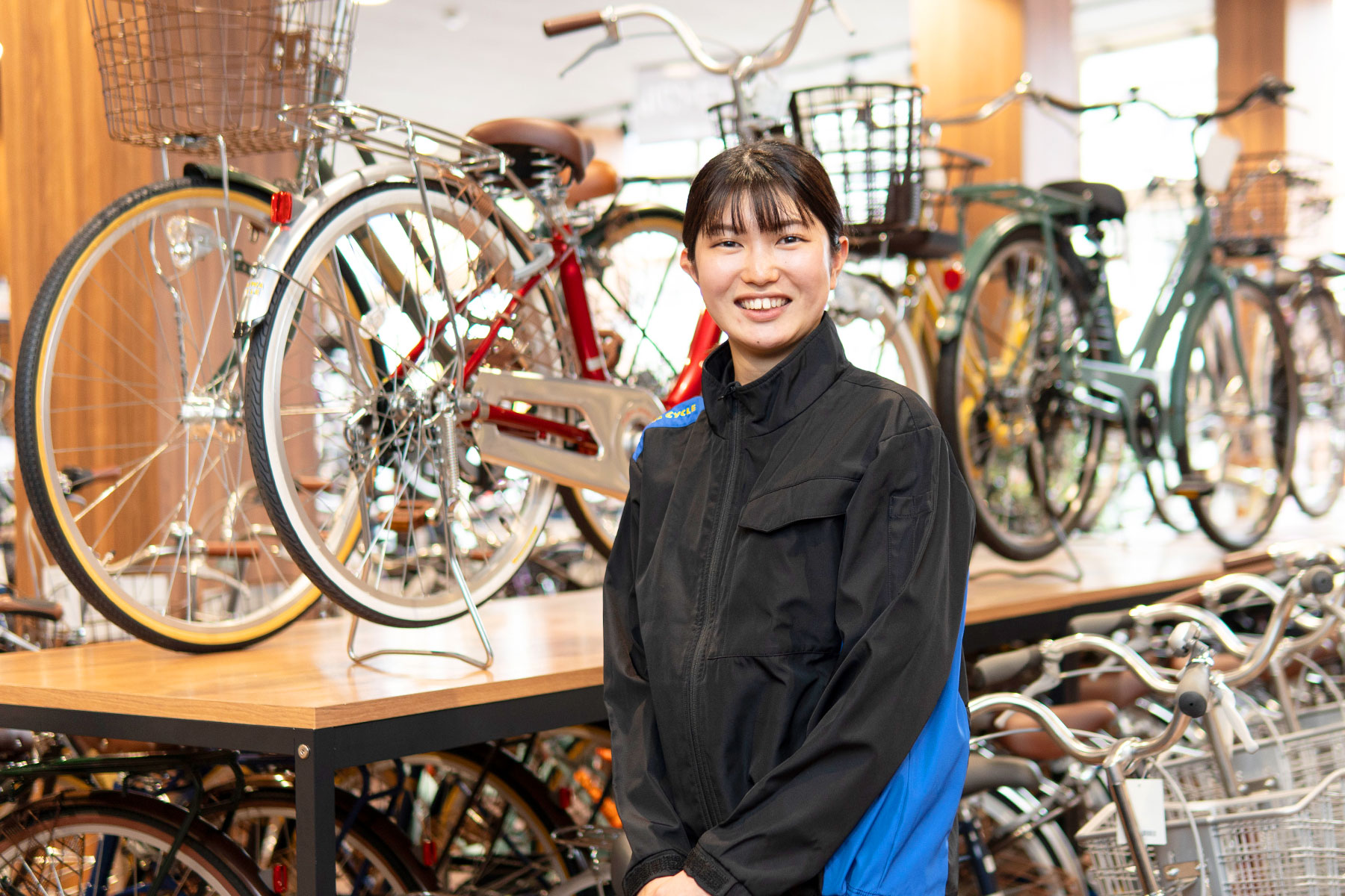 店舗スタッフ